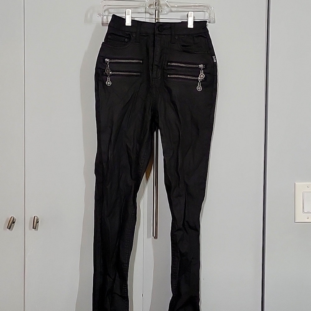 Black craft bottoms